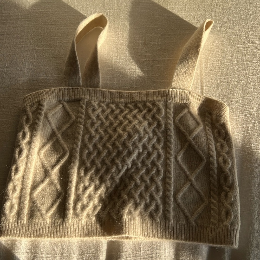 H&M sweater crop top cream color NEW WITH TAGS
